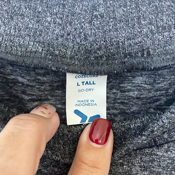 Old Navy Gray Sleeveless Cozecore Mock-Neck Cropped Top/Size:Large Tall - Picture 3 of 4